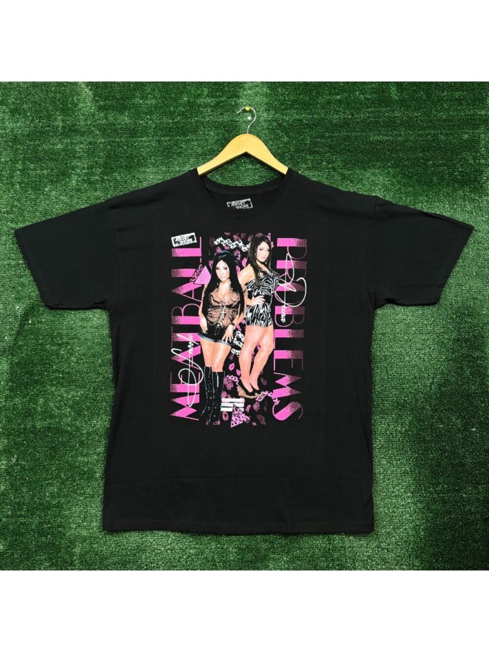 MTV Jersey Shore Whole Cast Poster T-Shirt Size Extra Large